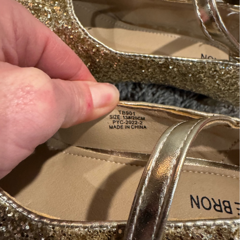 Gold Glitter Kids Shoes, size 13 - Picture 10 of 12